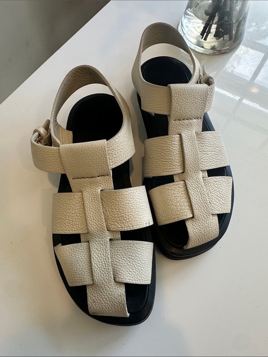 The Row Shoes - THE ROW fisherman leather sandals 36 ivory